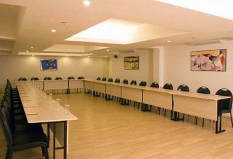 Fotos del hotel Red Fox Hotel, Jaipur:  48