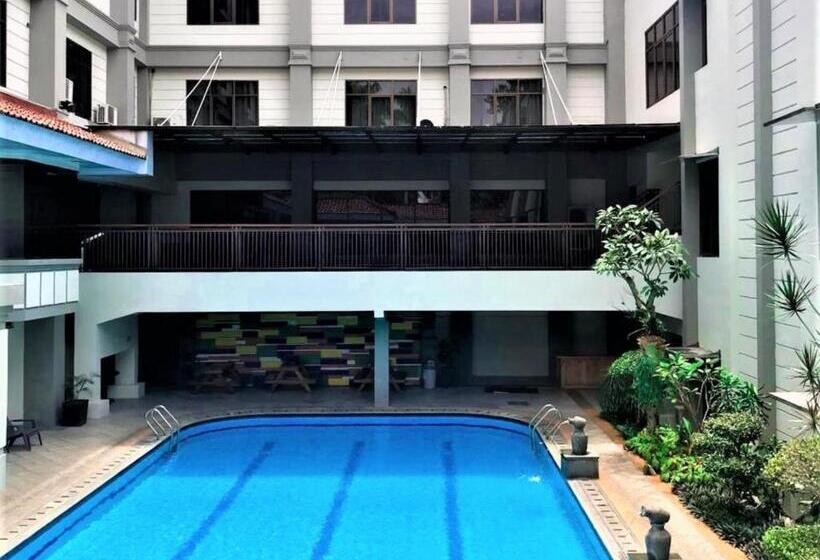 Fotos del hotel Sari Ater Kamboti Hotel Bandung:  9