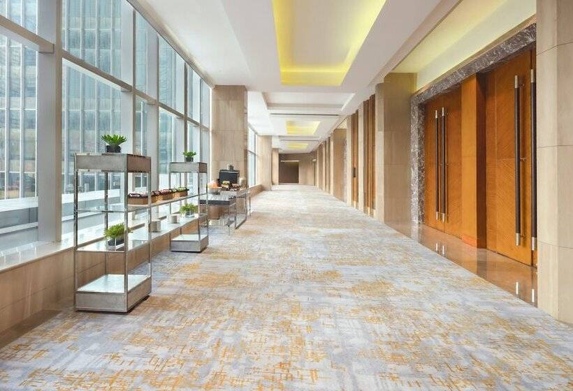 Отель Sheraton Guangzhou