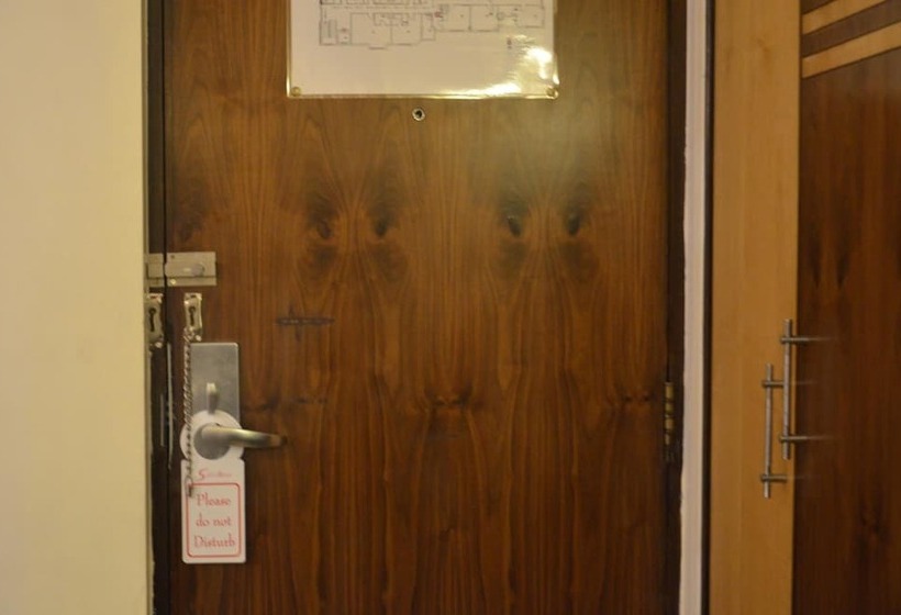 Hotel Silicrest