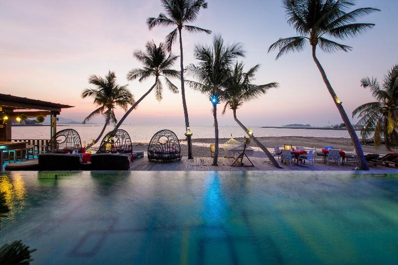 هتل Tango Luxe Beach Villa, Koh Samui