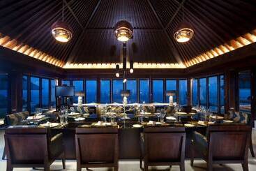 هتل The Edge Bali