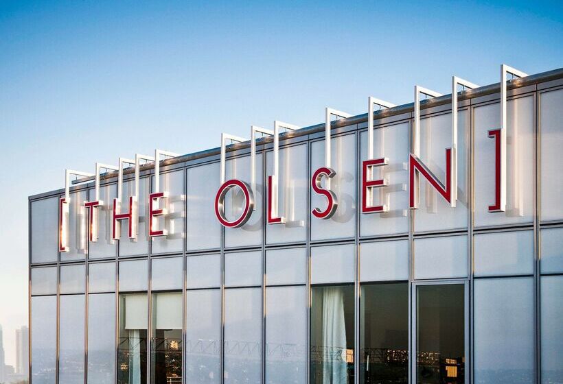 هتل The Olsen Melbourne  Art Series