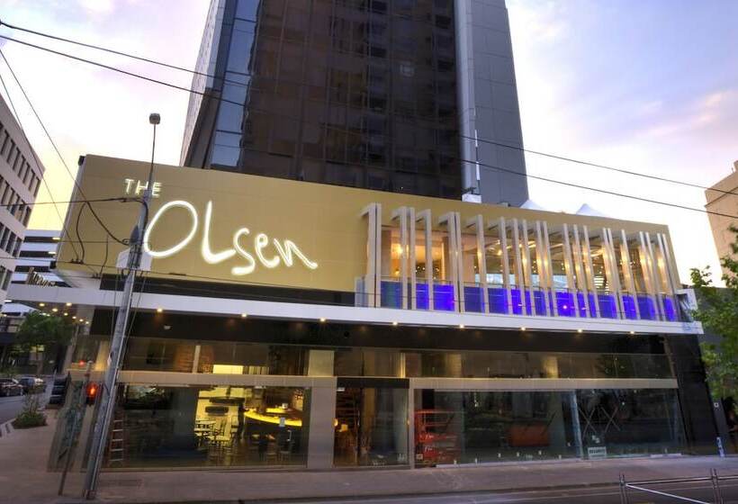 هتل The Olsen Melbourne  Art Series