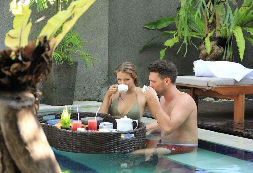 هتل The Wolas Villa & Spa