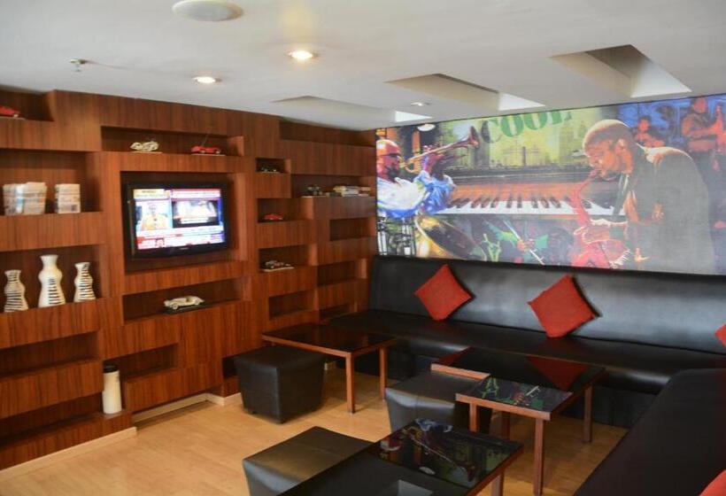 Fotos del hotel Red Fox Hotel, Jaipur:  33