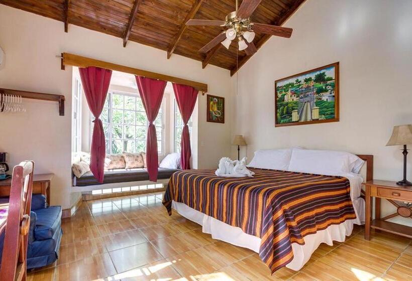 استراحتگاه Midas Belize