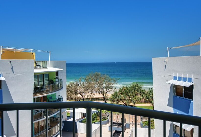 Rolling Surf Resort