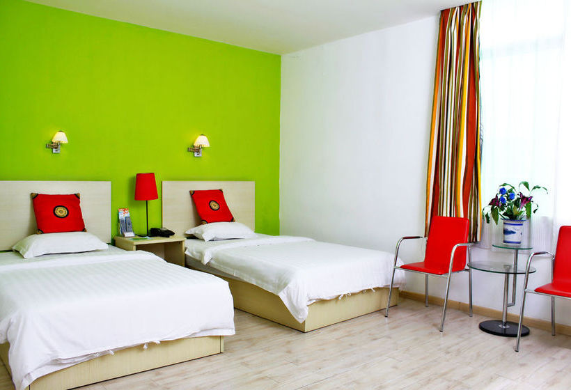 Super 8 Hotel Guangzhou Huang Hua Gang