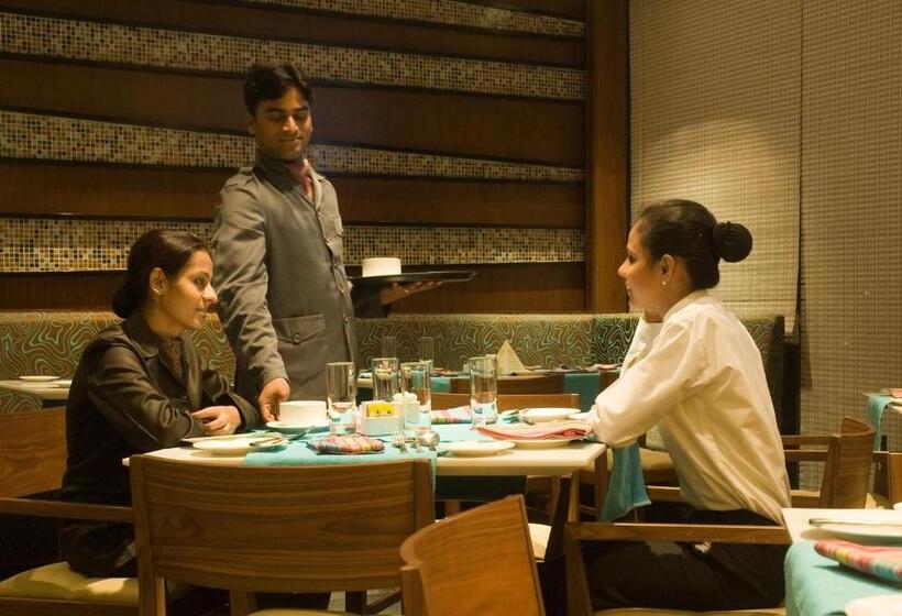 Fotos del hotel The Fern  An Ecotel:  4