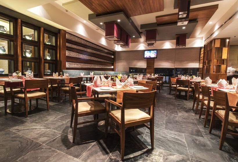 Fotos del hotel The Fern  An Ecotel:  3