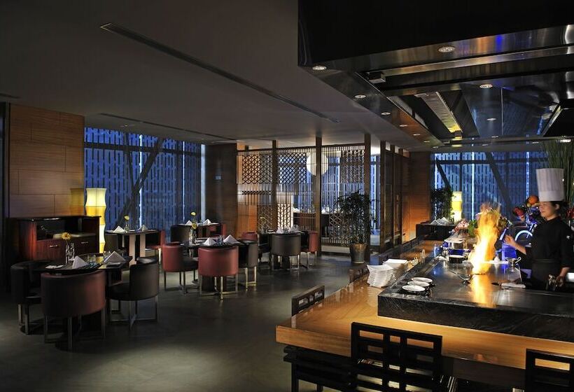 Wongtee V Hotel