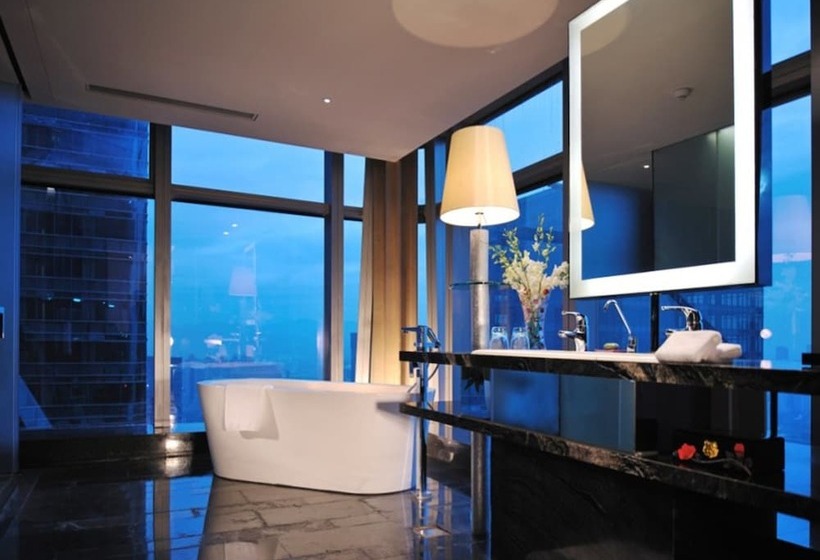 Wongtee V Hotel