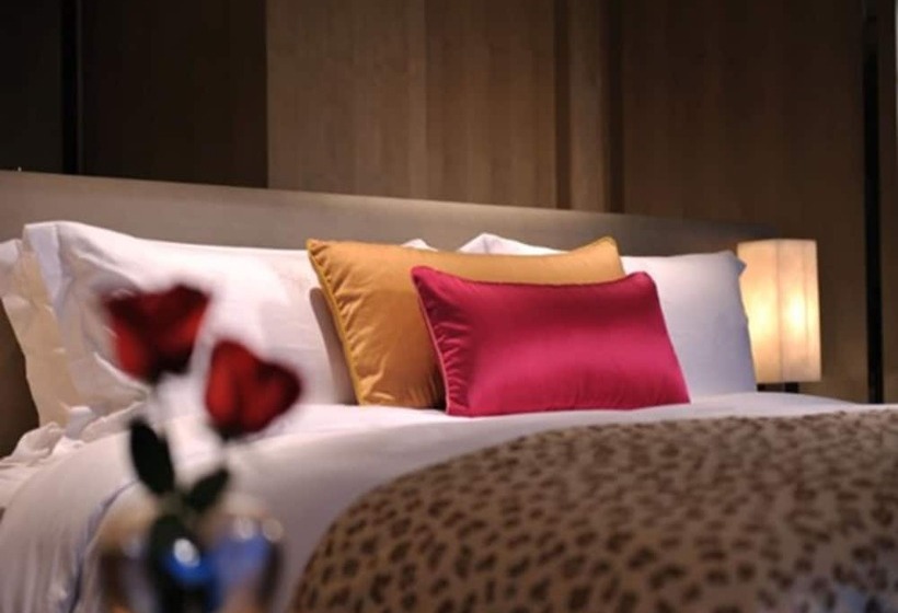 Wongtee V Hotel