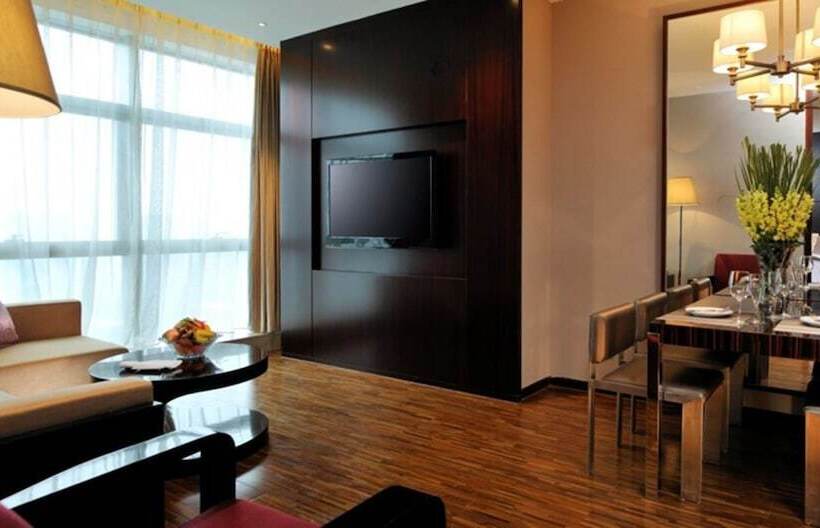 Wongtee V Hotel
