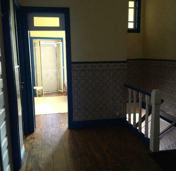 هاستل Aveiro Train Guesthouse