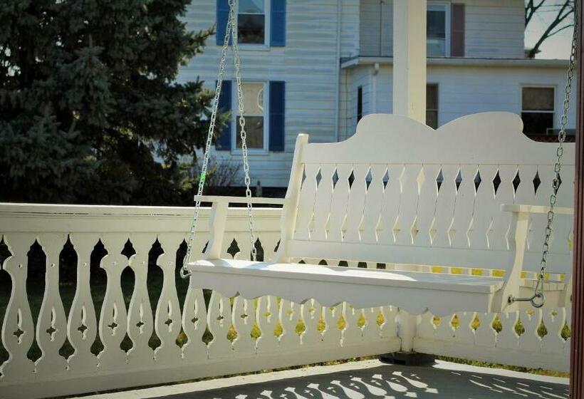 旅馆 Hawksbill House