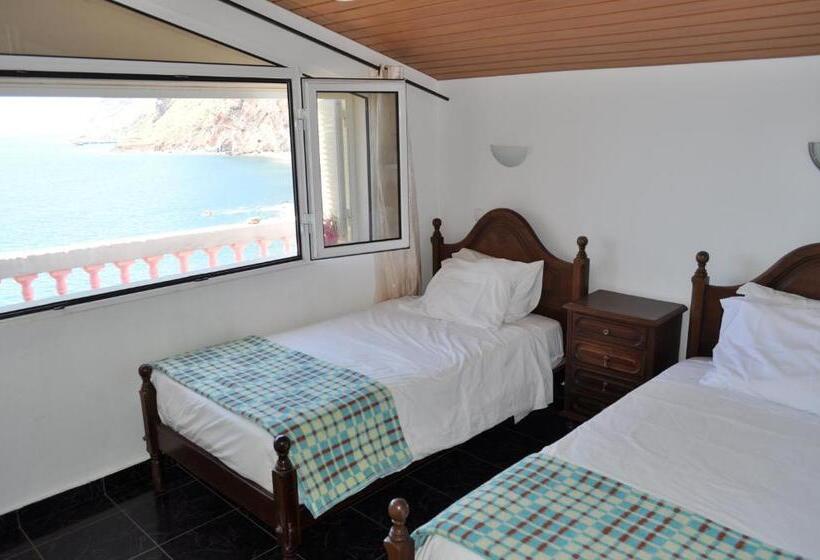 تختخواب و صبحانه Cecília S House