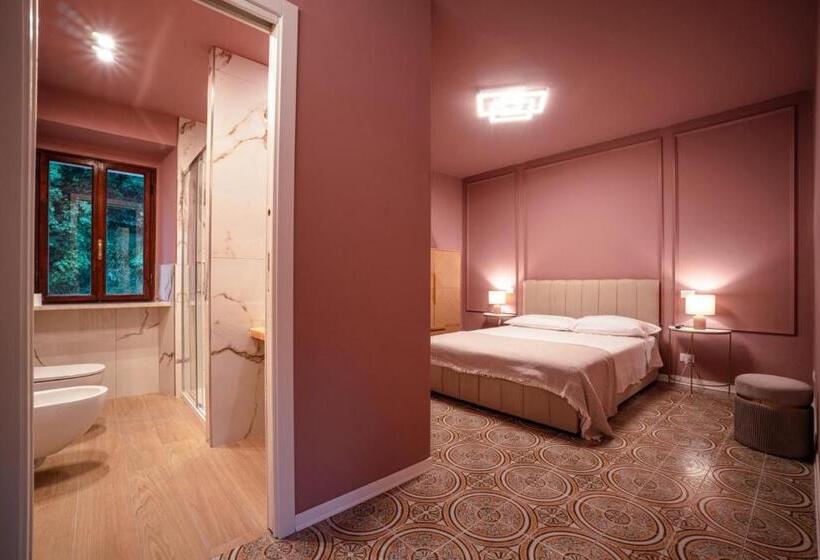 مبيت وإفطار La Rosa Del Rabbi Room&breakfast
