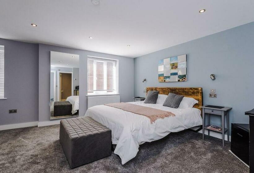 پانسیون Lymm Boutique Rooms