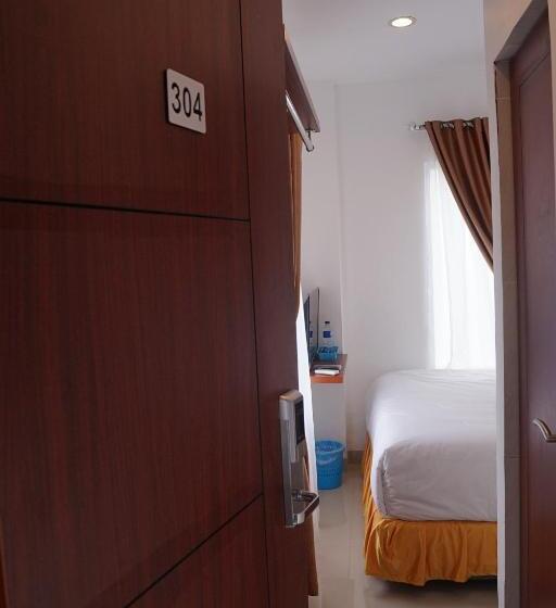 پانسیون Cemerlang Inn