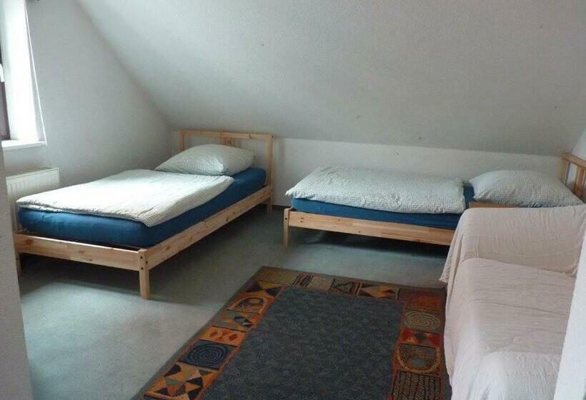404 Hostel