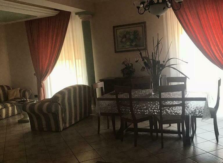 مبيت وإفطار Bettyhome