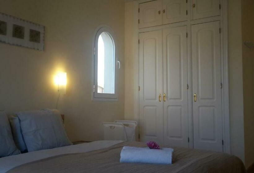 Chalet Trolio Bed & Breakfast