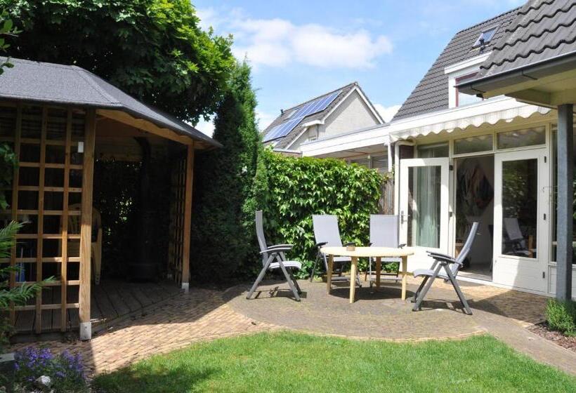 ベッドアンドブレックファースト Mango House Homestay