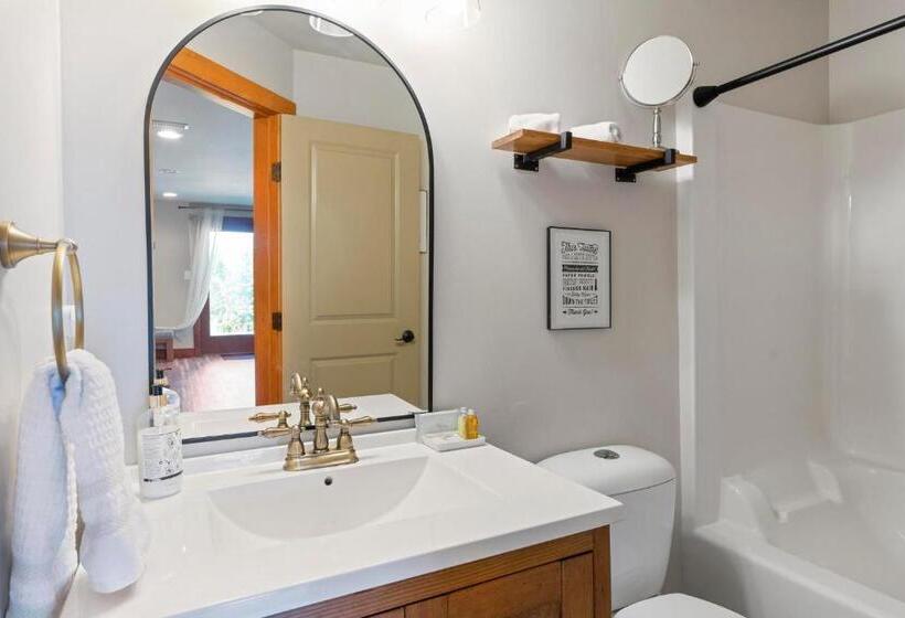 צימר Shawnigan Hills Guest Suite