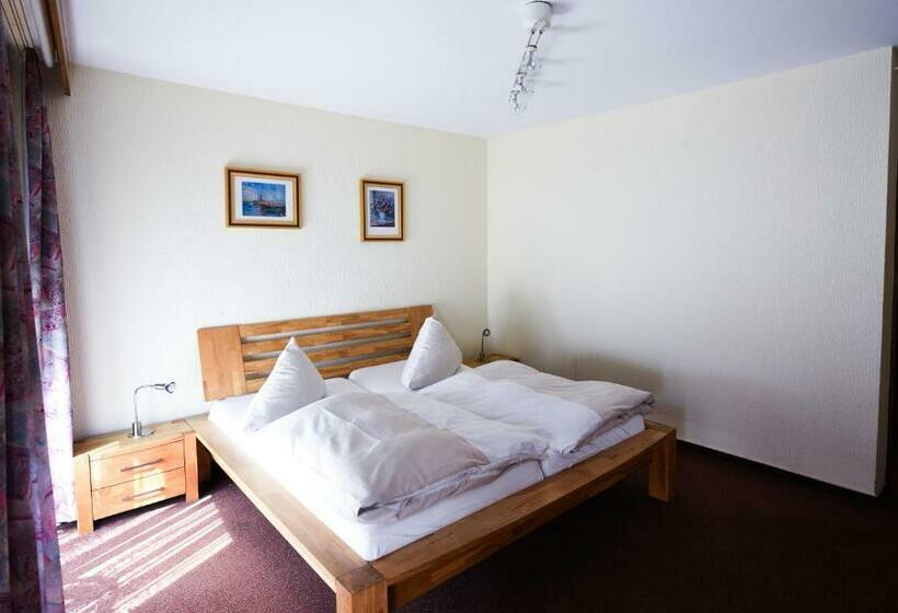 فندق Restaurant Haus Zwicker