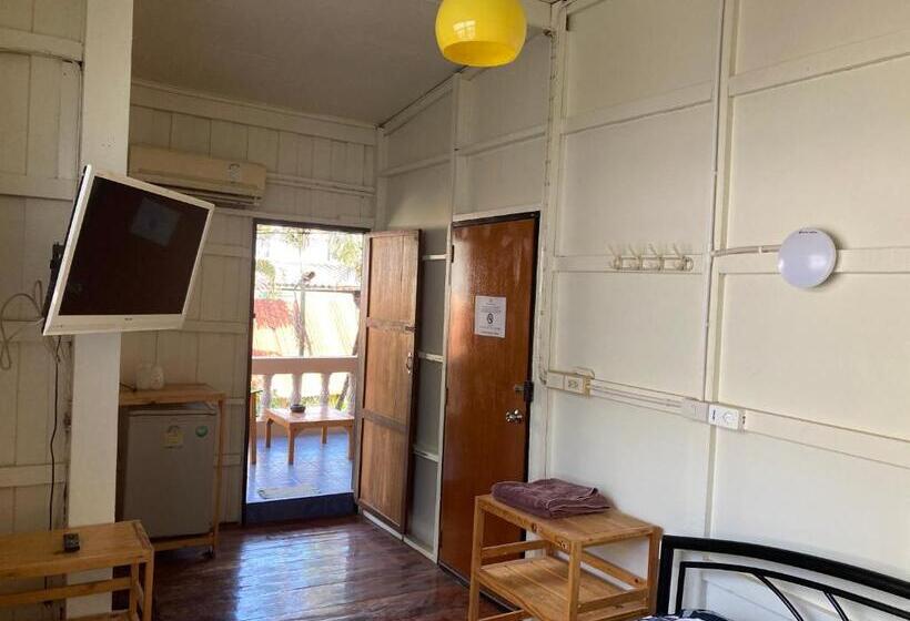 پانسیون Orchid Guest House