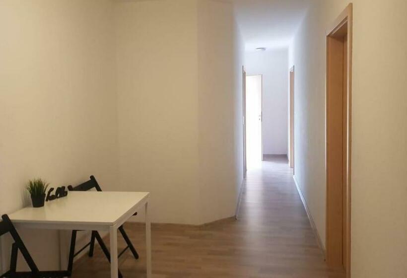 ユースホステル Niederdreisbacher Hütte   Moderne Doppelzimmer   Einzelbetten