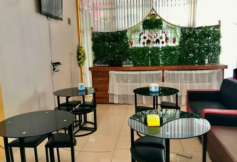 هاستل Penginapan Intan Bandara