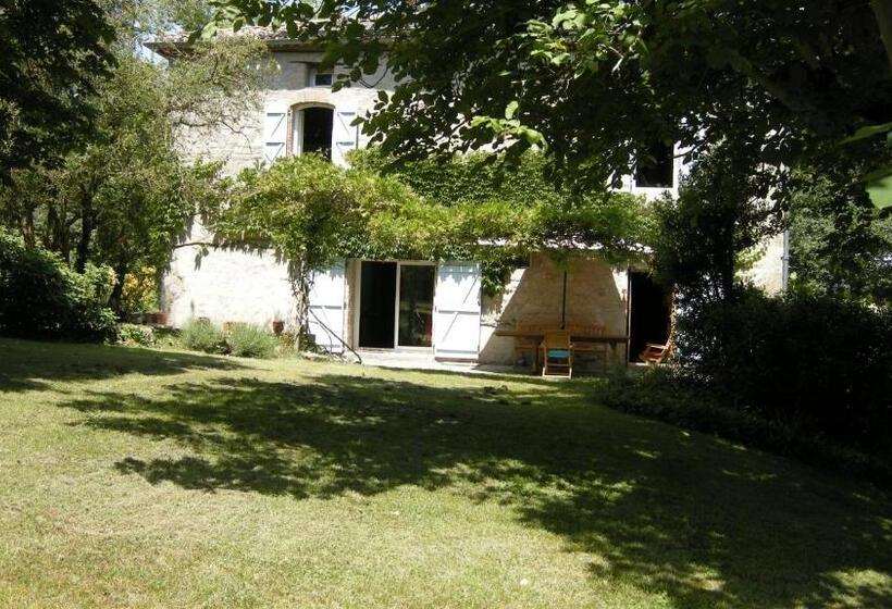 צימר Château De Cartou