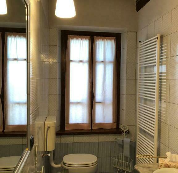 مبيت وإفطار Via D  Este 8