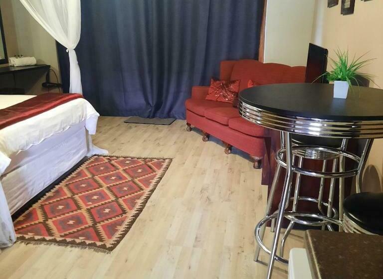 ペンション Monte Roza Guest House