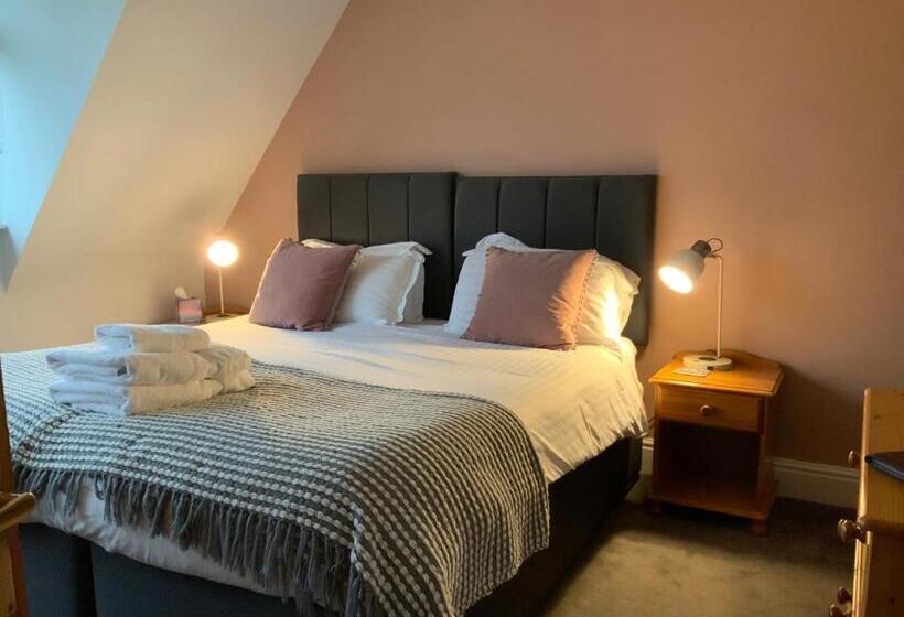 بنسيون The Firs At Hay On Wye B&b