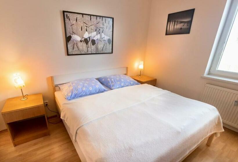 בית מלון כפרי Apartman Hugo