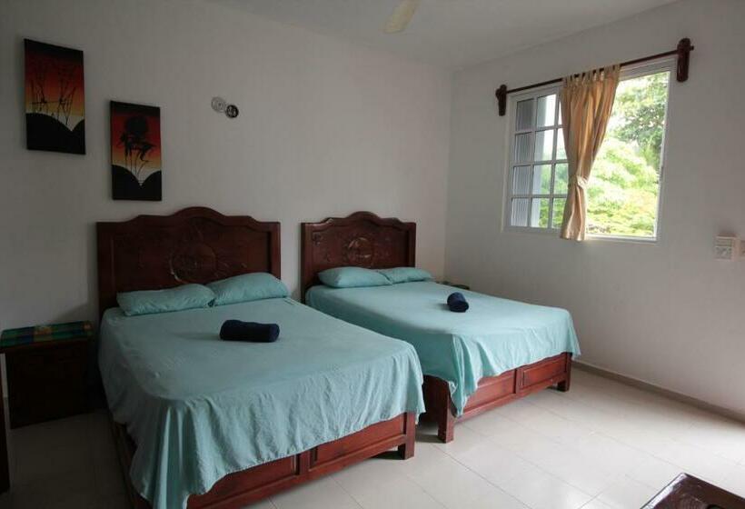 هاستل Villas Roseliz