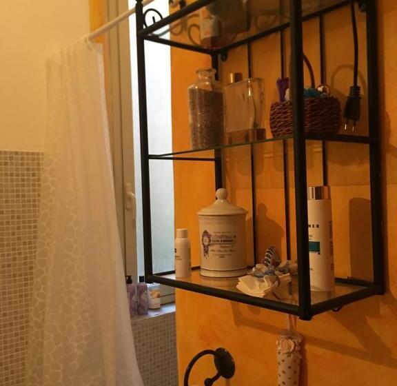 تختخواب و صبحانه Il Profumo Del Sale