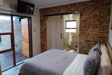 پانسیون Twins Guest House Astoni