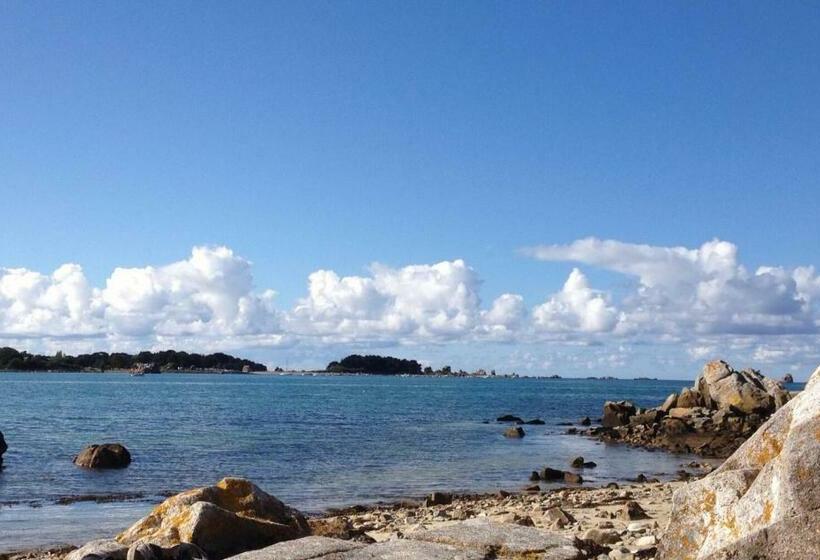 مبيت وإفطار Aux Perderies