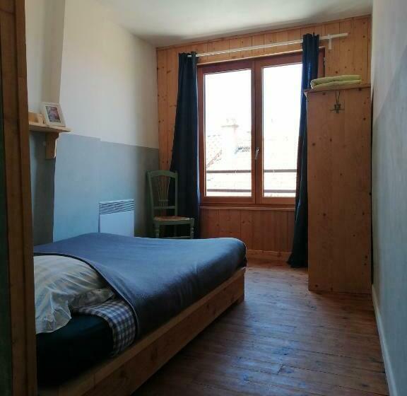 Bed and Breakfast File Dans Ta Chambre !