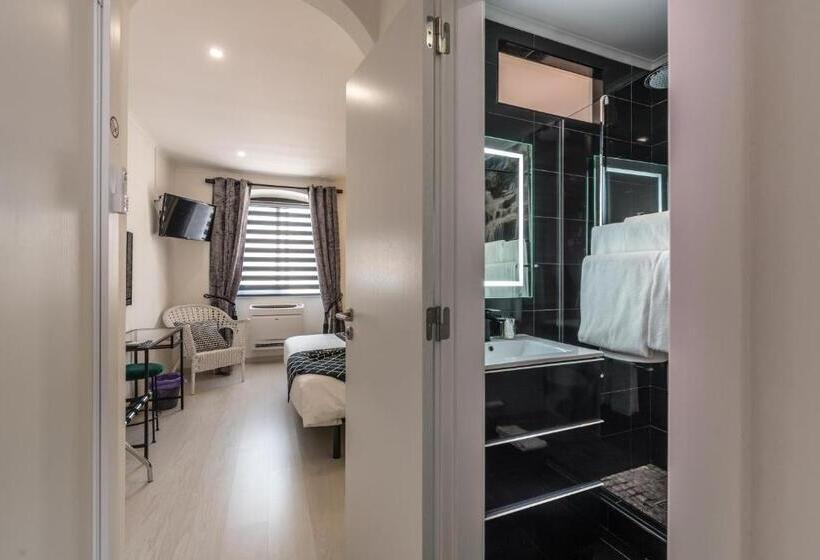 تختخواب و صبحانه Suites @ Portarade