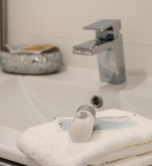 تختخواب و صبحانه Suites @ Portarade