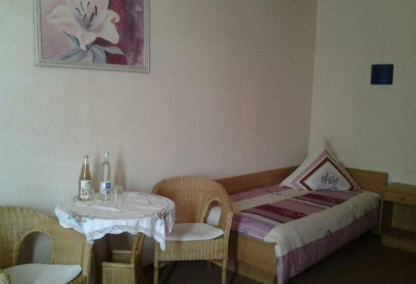 צימר Zur Alten Eiche