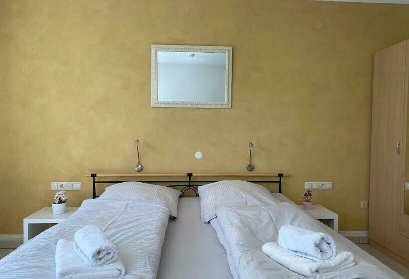 פנסיון Gästehaus Steinmann Großes Gästezimmer