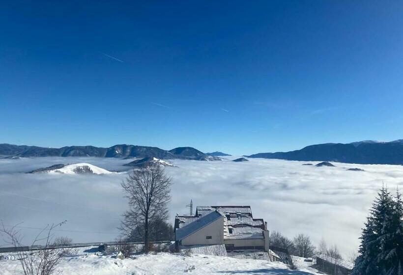 Pensiunea Fantanita Haiducului