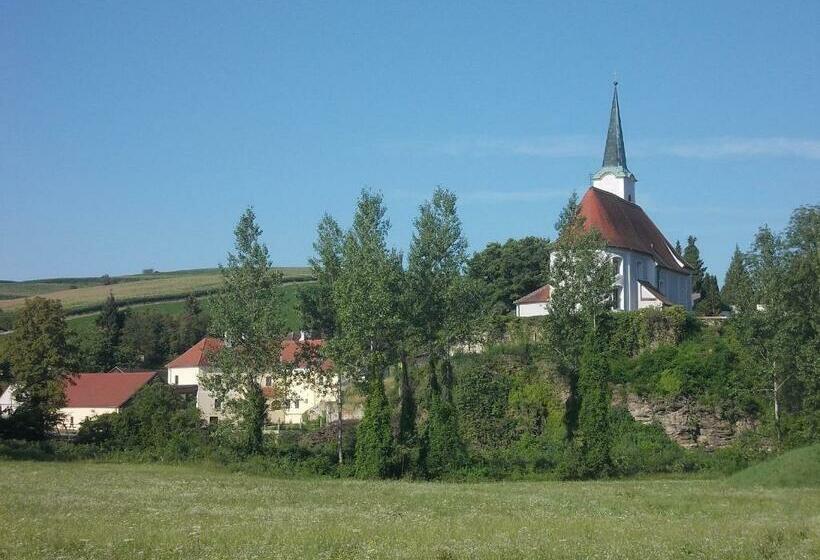 הוסטל Gasthaus Kleebinder